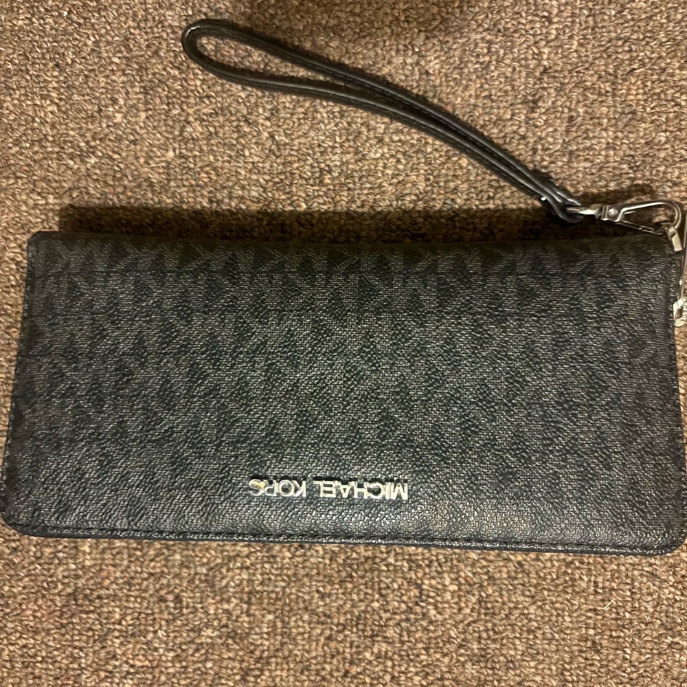 Michael Kors Large Top Zip Tote Bag Black & Large Continental Wallet Black (NWT)
